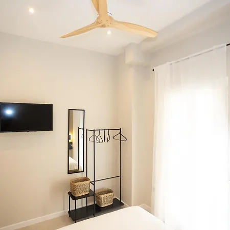 אכסניה Chinitas Urban