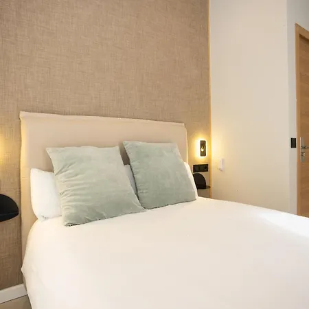 אכסניה Chinitas Urban *