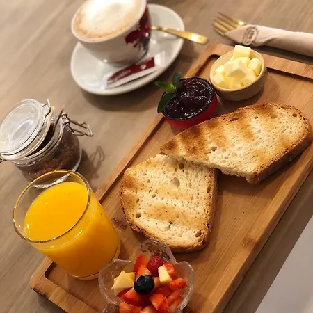 Chinitas Urban אכסניה