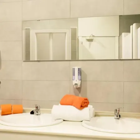 אכסניה Chinitas Urban