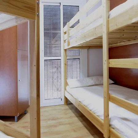Chinitas Urban Hostel *
